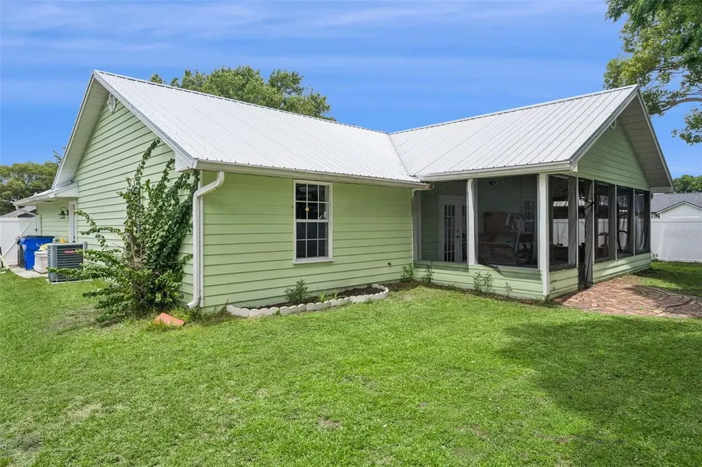 3102 Garden Court St Cloud FL 34769