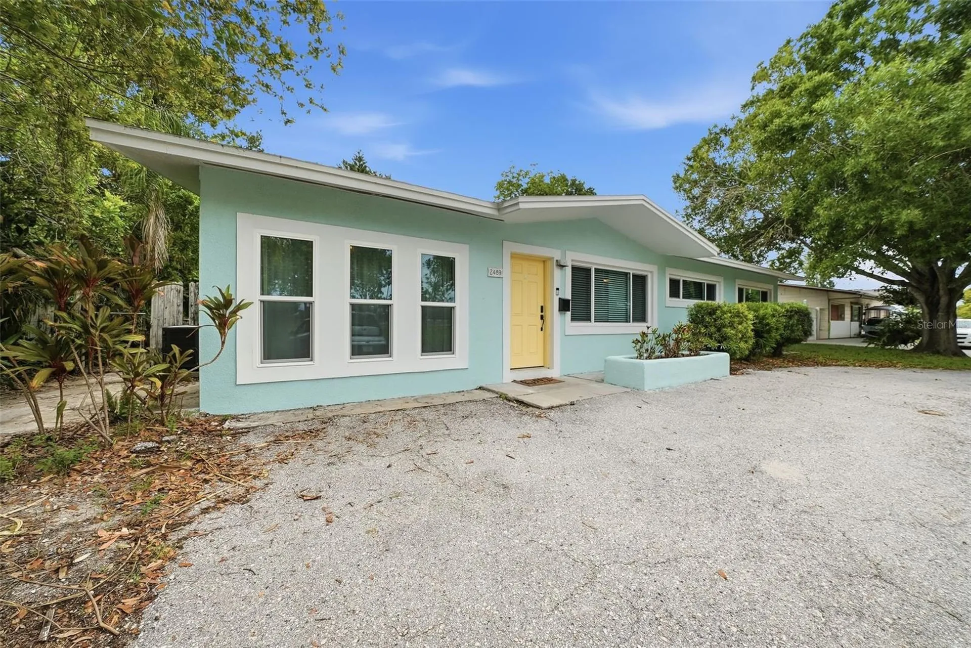 2489 58th Street N St Petersburg FL 33710