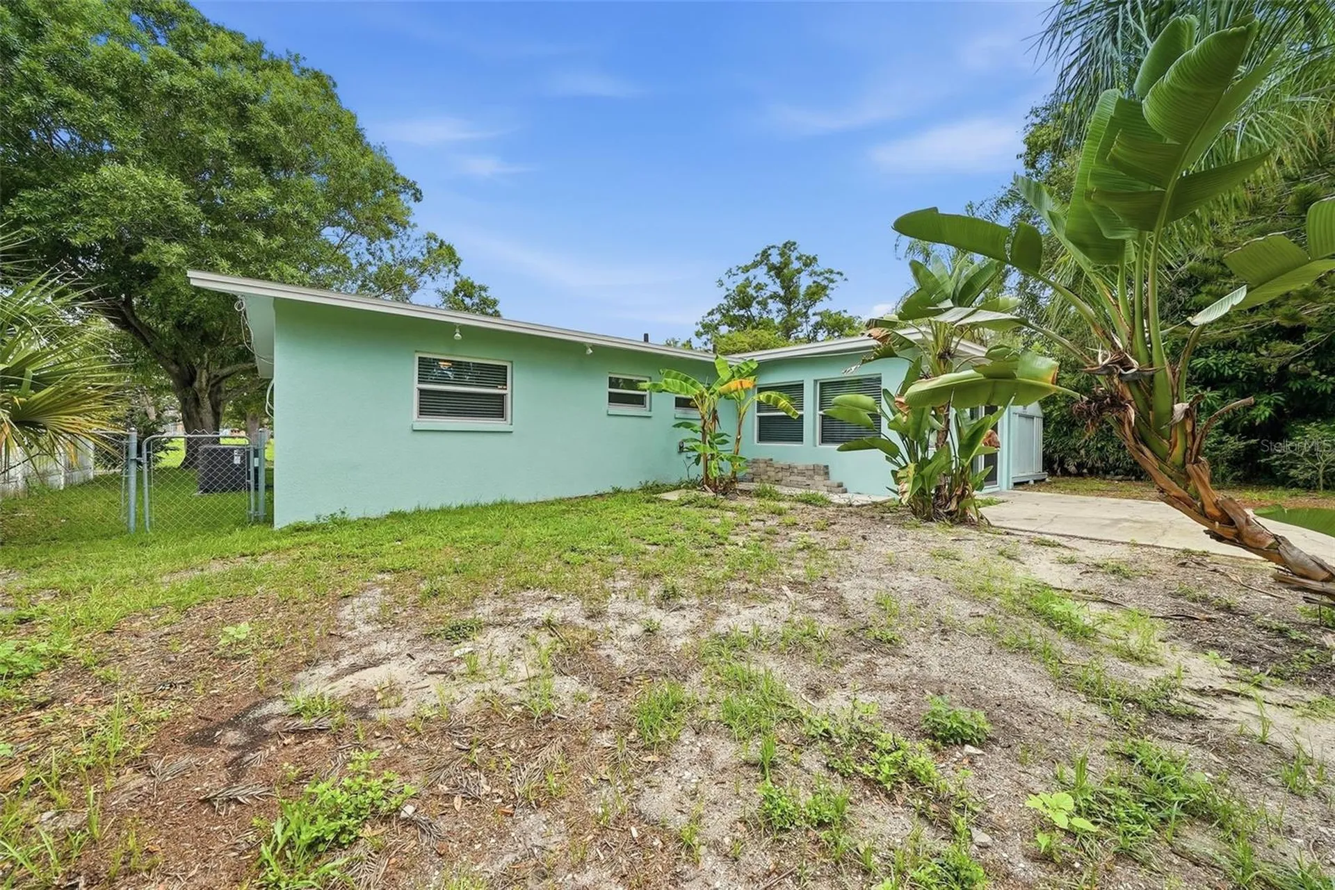 2489 58th Street N St Petersburg FL 33710