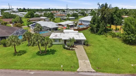 433 South Drive Punta Gorda FL 33950