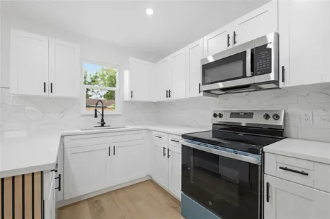 705 E 126th Avenue Tampa FL 33612