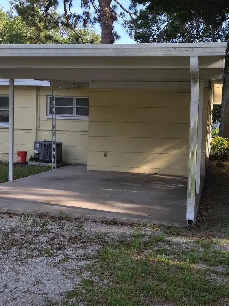 5715 21st Avenue S Gulfport FL 33707