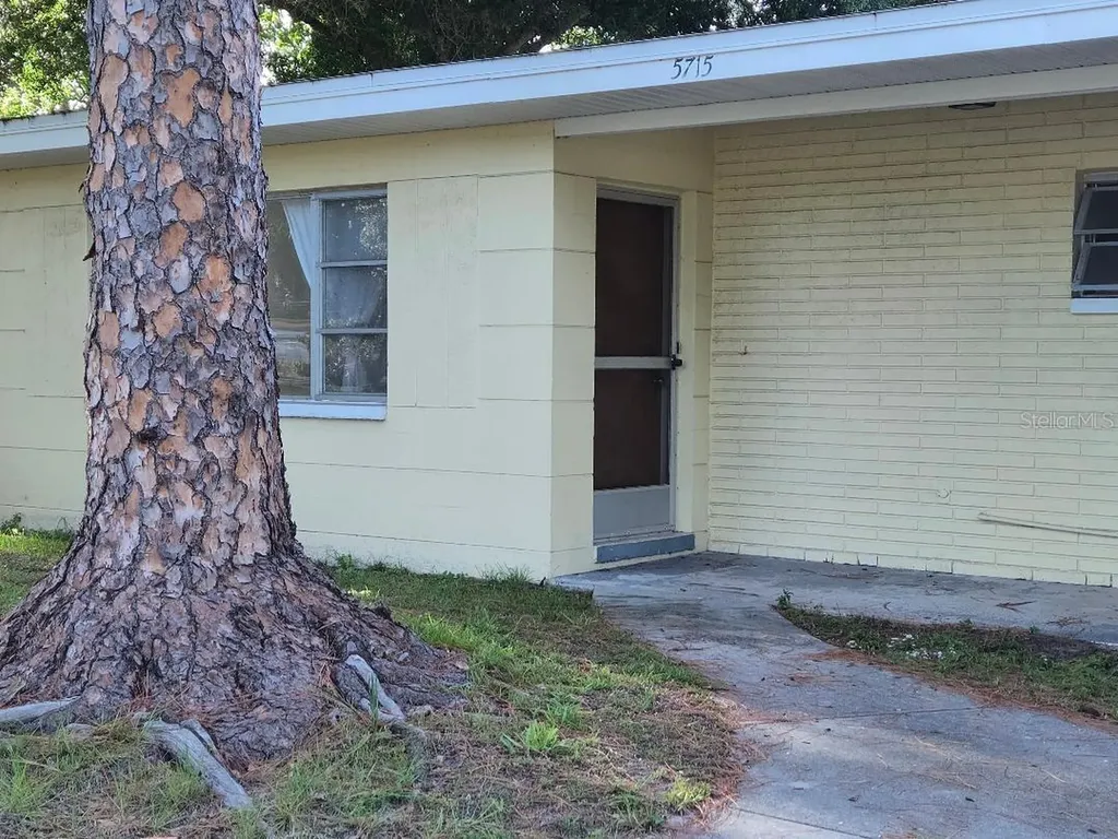 5715 21st Avenue S Gulfport FL 33707
