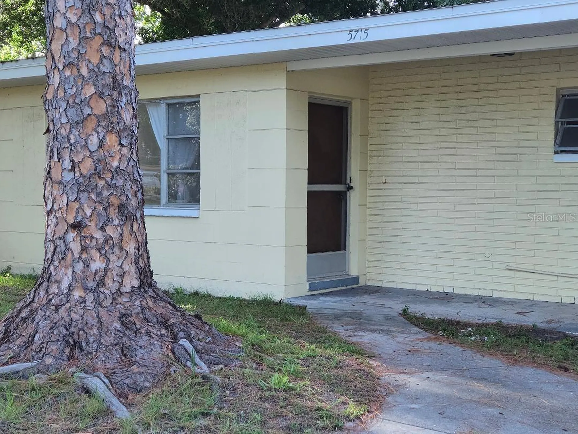 5715 21st Avenue S Gulfport FL 33707