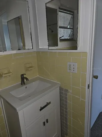 5715 21st Avenue S Gulfport FL 33707