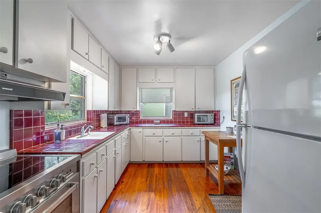 709 Lake Highland Drive Orlando FL 32803