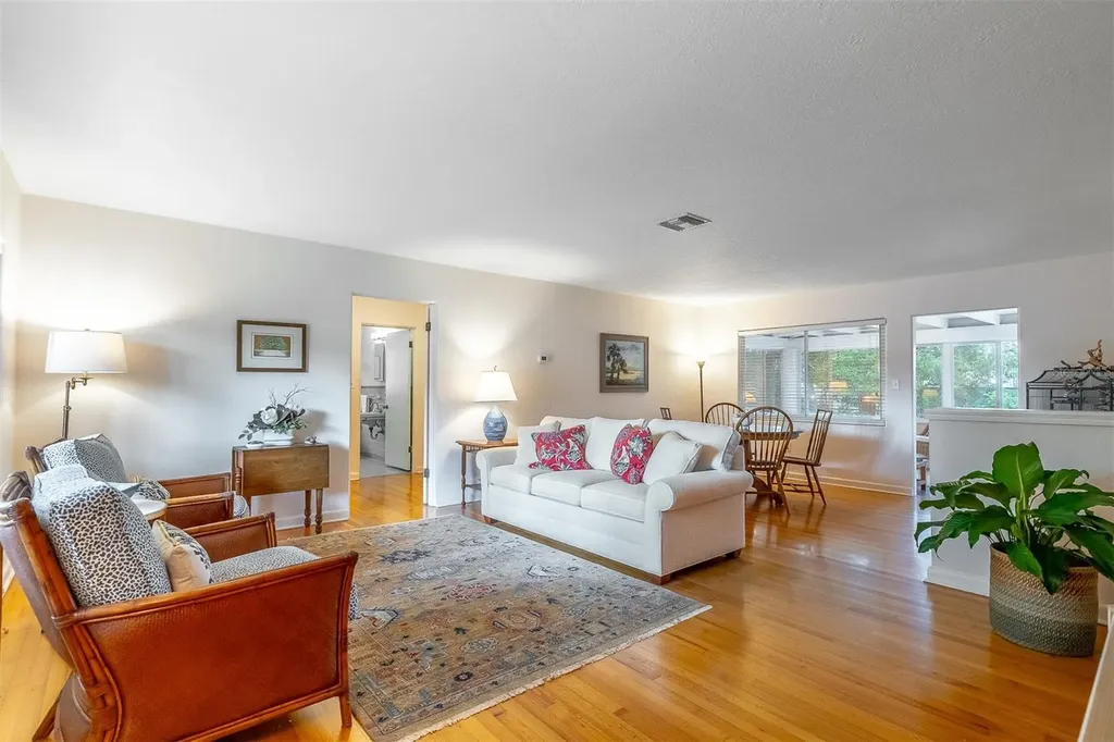 709 Lake Highland Drive Orlando FL 32803