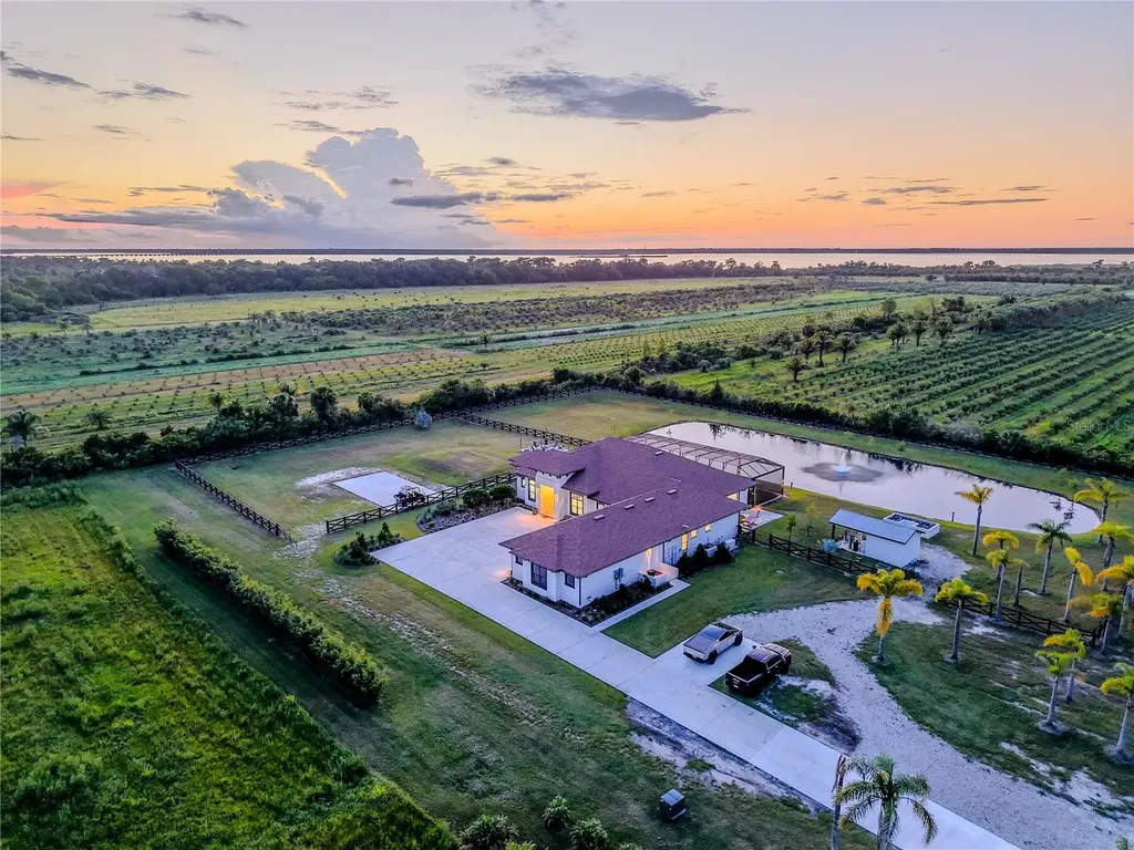 2240 Canal Street Oviedo FL 32765