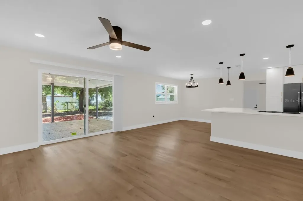 1010 Linton Avenue Orlando FL 32809