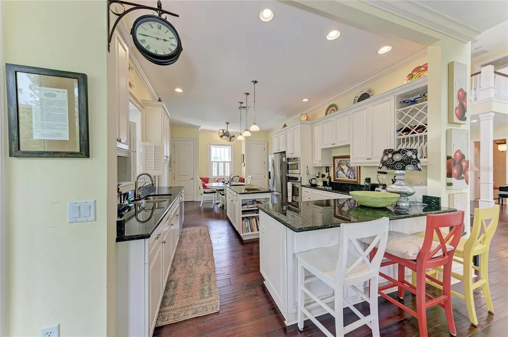 793 Jungle Queen Way Longboat Key FL 34228