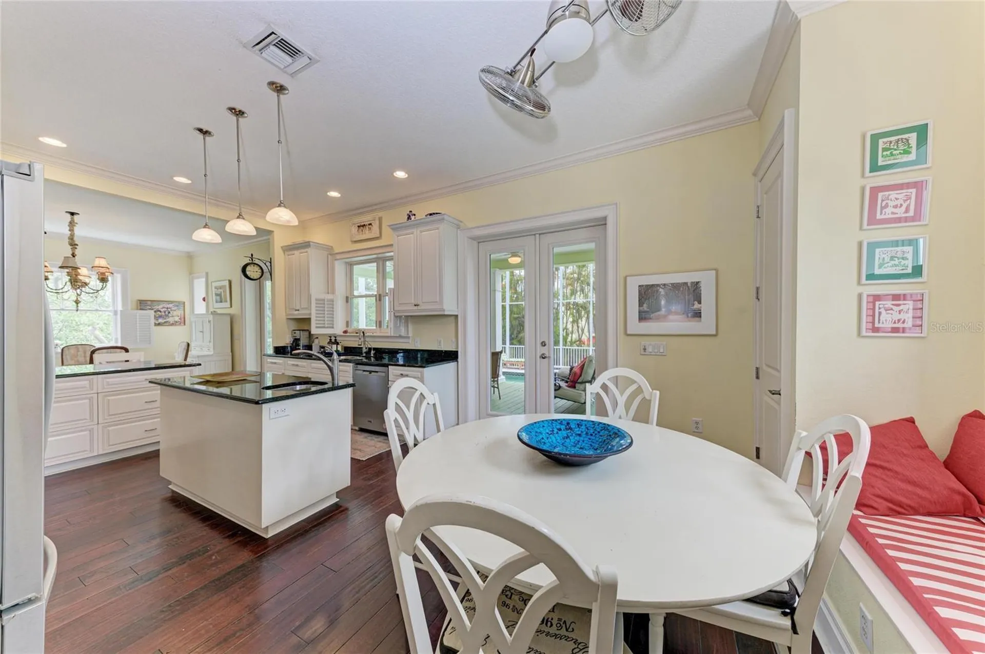 793 Jungle Queen Way Longboat Key FL 34228