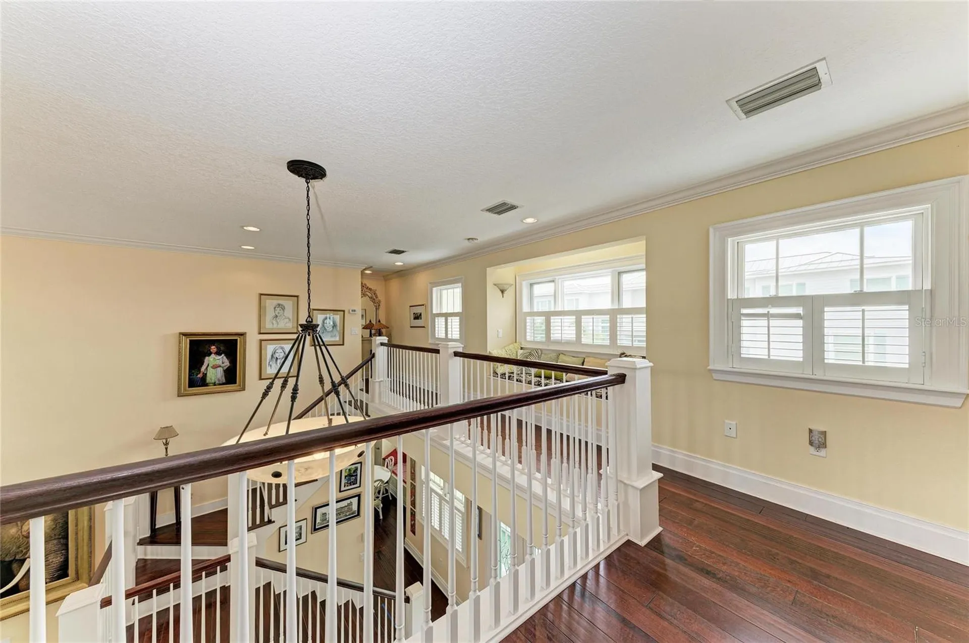 793 Jungle Queen Way Longboat Key FL 34228