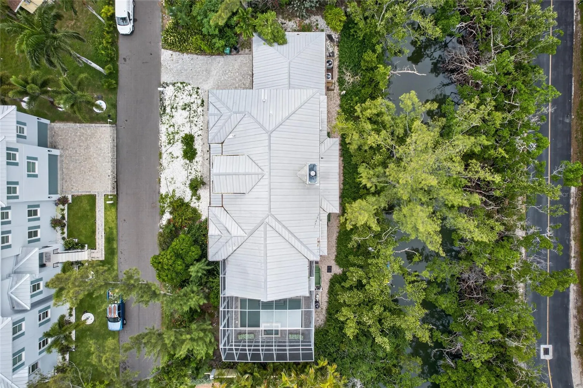 793 Jungle Queen Way Longboat Key FL 34228