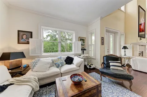 793 Jungle Queen Way Longboat Key FL 34228
