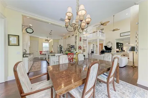 793 Jungle Queen Way Longboat Key FL 34228