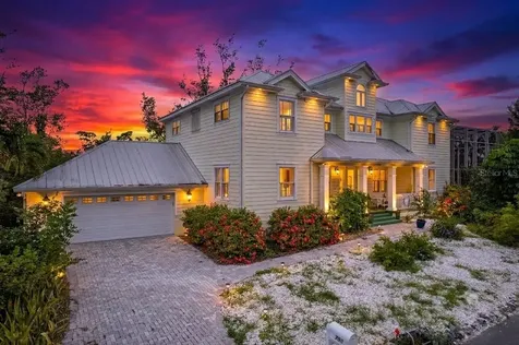 793 Jungle Queen Way Longboat Key FL 34228