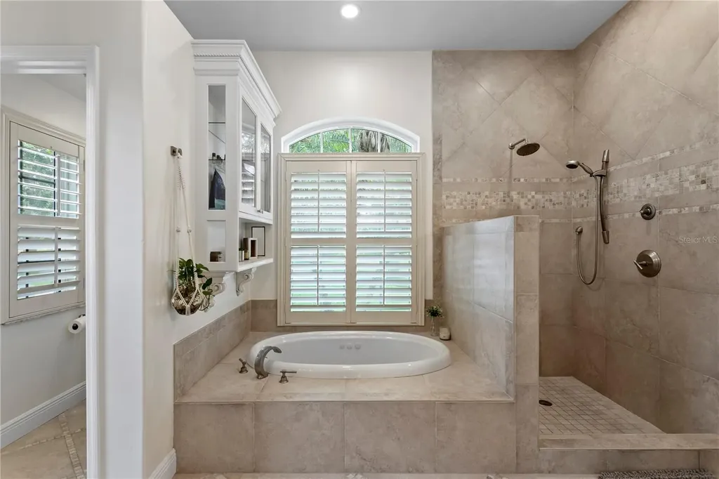 6123 Savoy Circle Lutz FL 33558