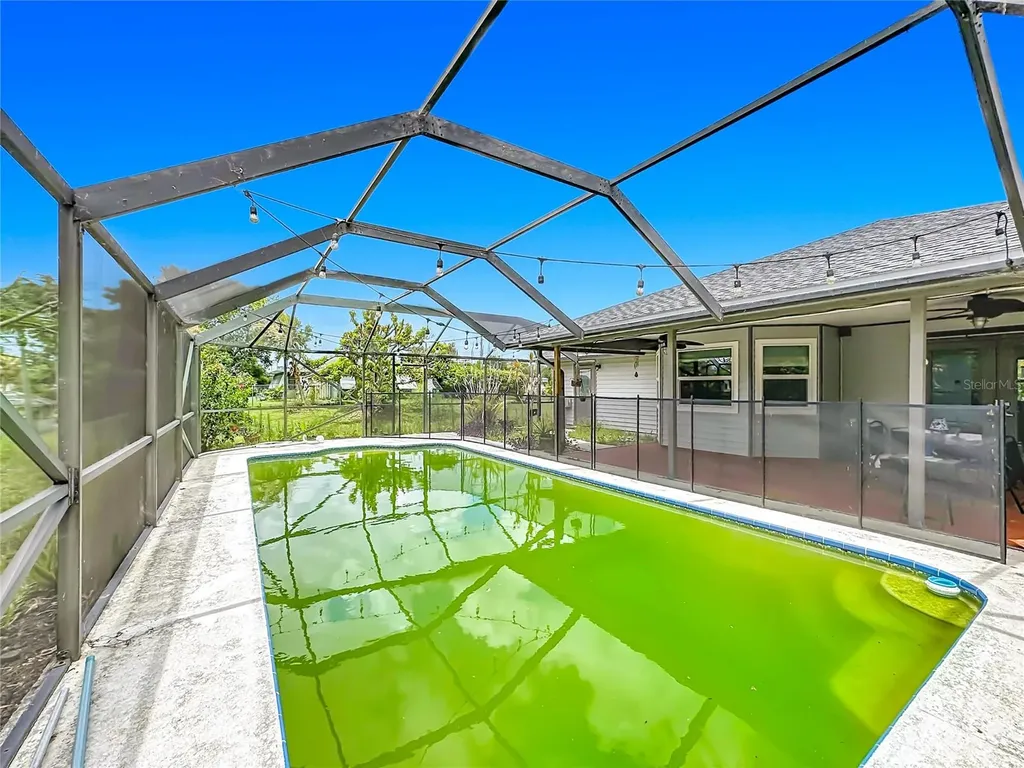 1654 SE Fallon Drive Port St Lucie FL 34983