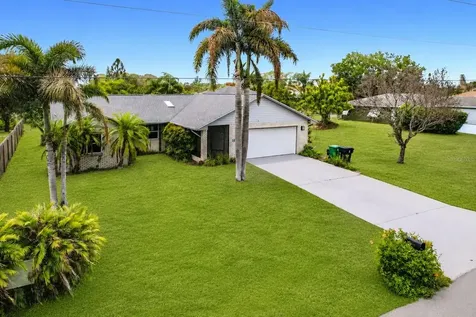 1654 SE Fallon Drive Port St Lucie FL 34983