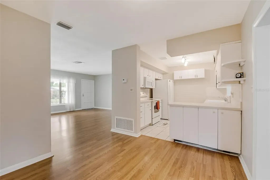 627 Vandenberg Street Altamonte Springs FL 32701