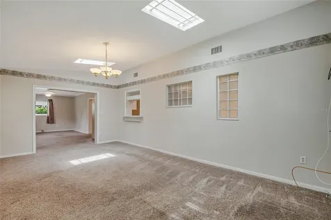 627 Vandenberg Street Altamonte Springs FL 32701