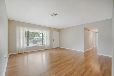 627 Vandenberg Street Altamonte Springs FL 32701