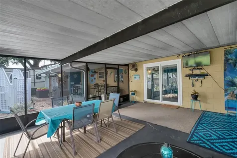 2107 High Point Ave SW Winter Haven FL 33880