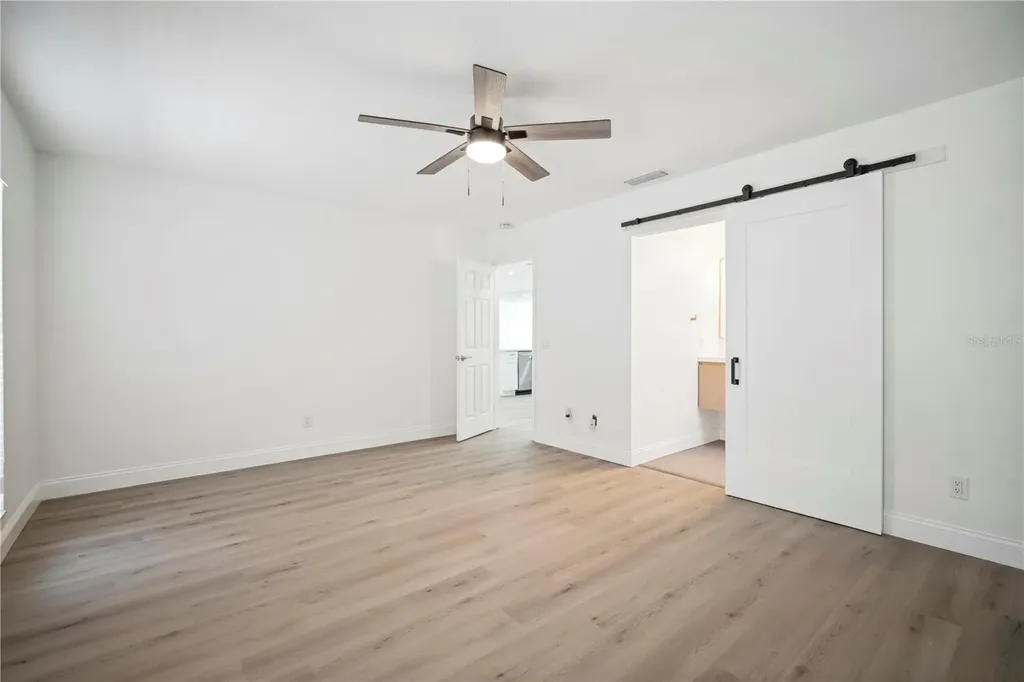 1218 Lornewood Drive Valrico FL 33596