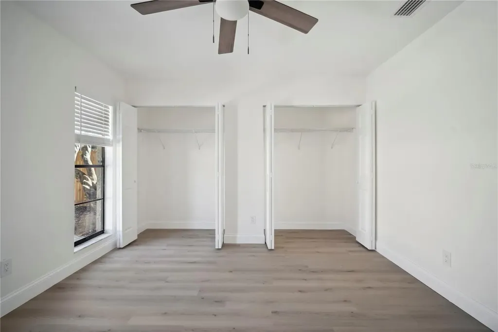 1218 Lornewood Drive Valrico FL 33596