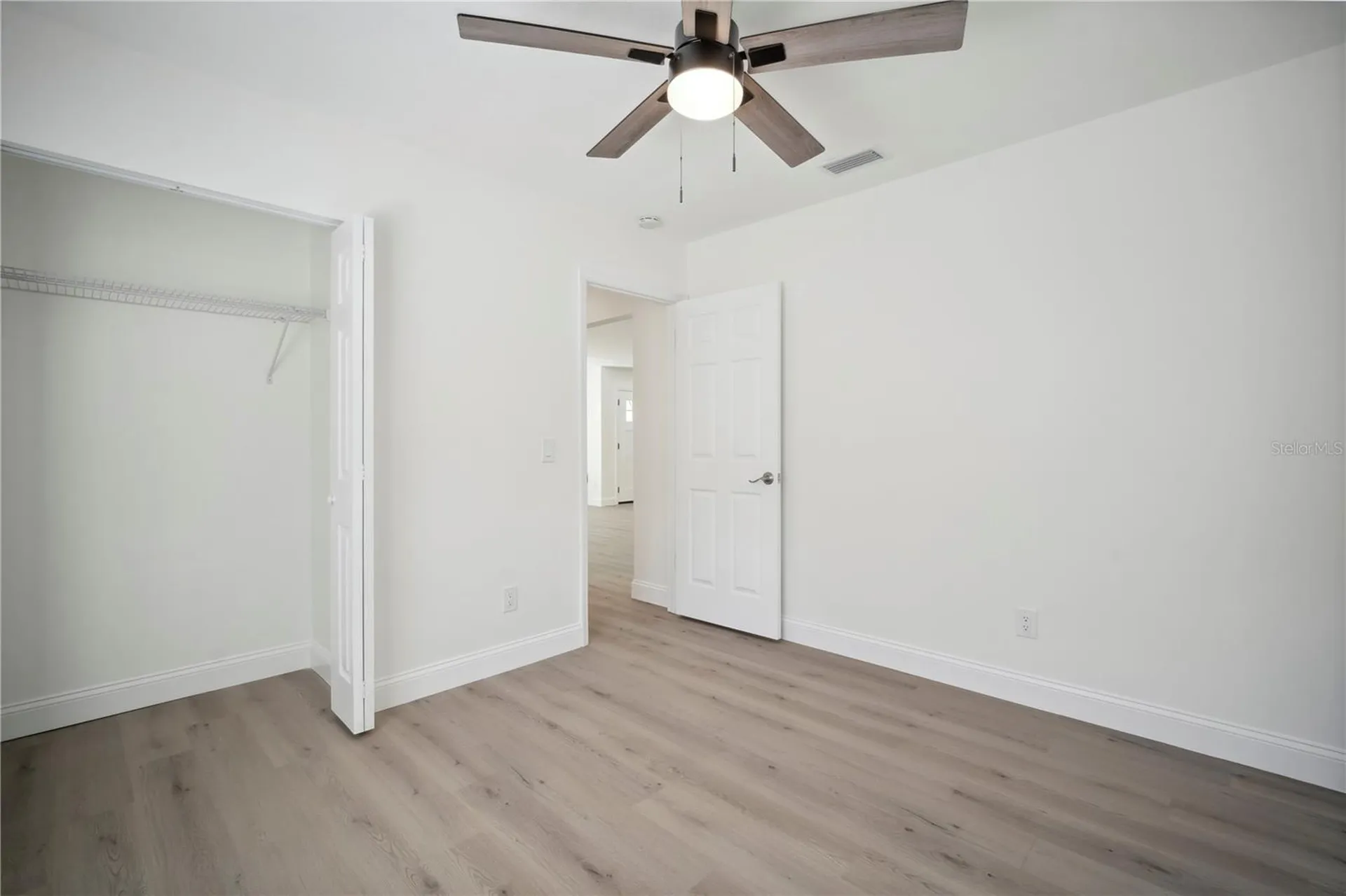 1218 Lornewood Drive Valrico FL 33596