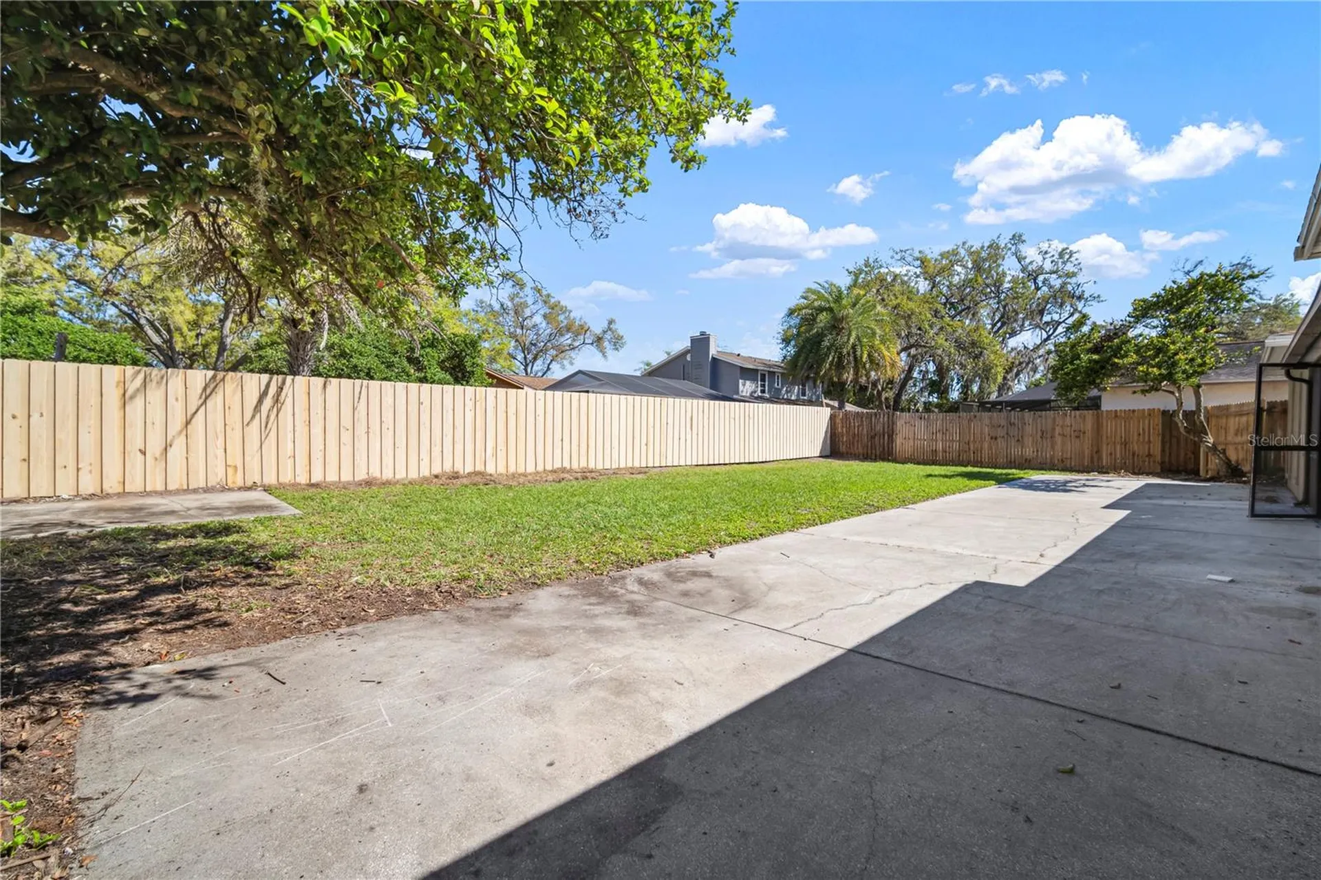 1218 Lornewood Drive Valrico FL 33596