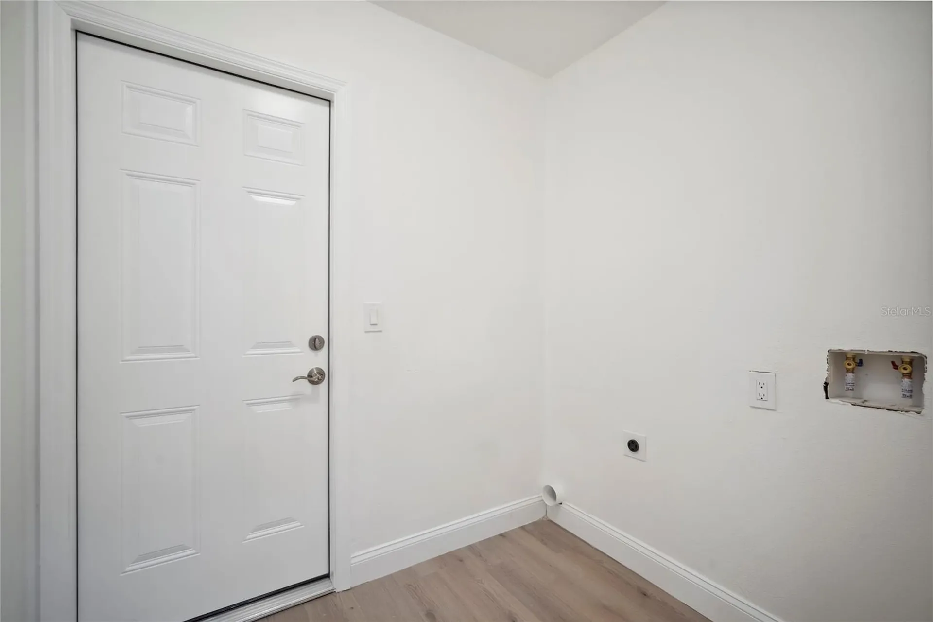 1218 Lornewood Drive Valrico FL 33596