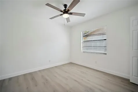1218 Lornewood Drive Valrico FL 33596