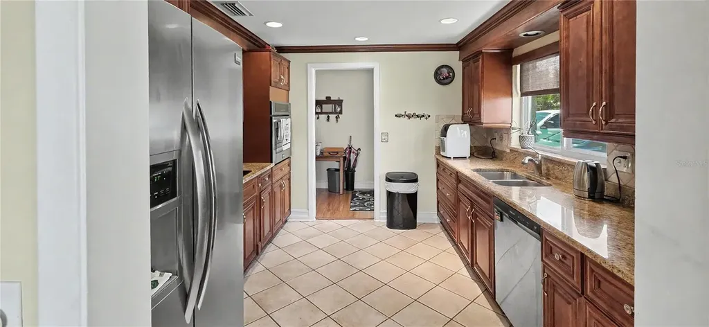 1963 Edgewater Drive Clearwater FL 33755