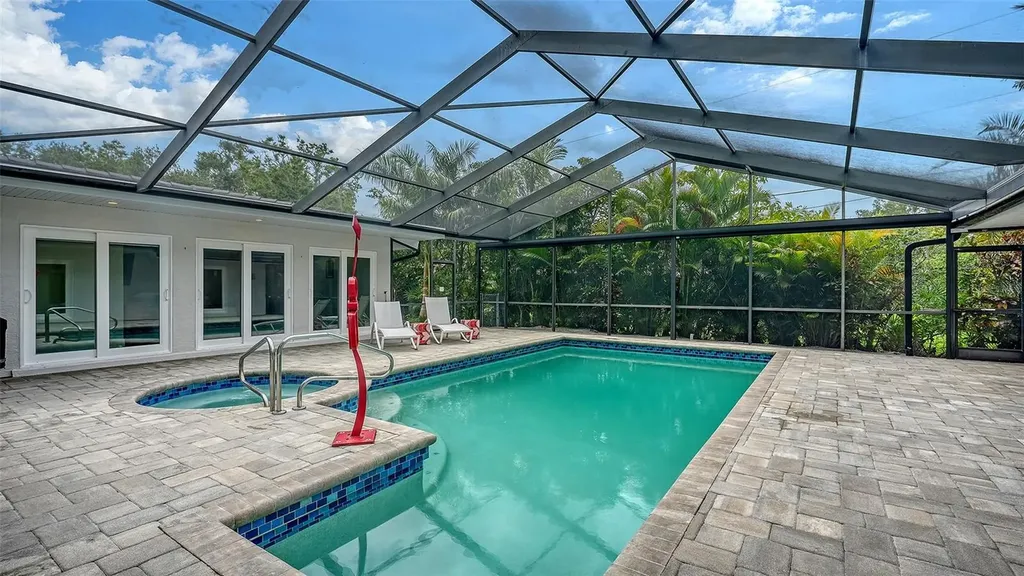 1428 Pine Bay Drive Sarasota FL 34231