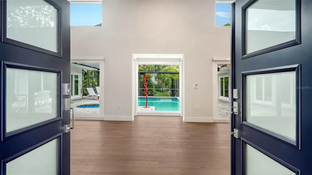 1428 Pine Bay Drive Sarasota FL 34231