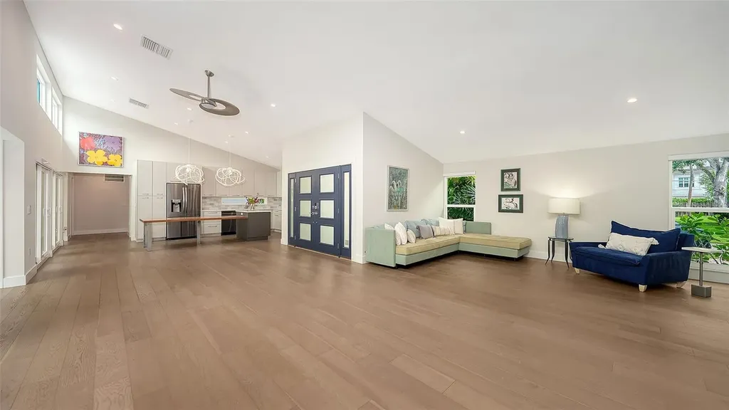 1428 Pine Bay Drive Sarasota FL 34231
