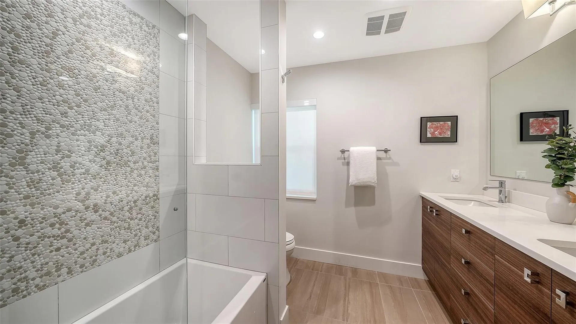 1428 Pine Bay Drive Sarasota FL 34231