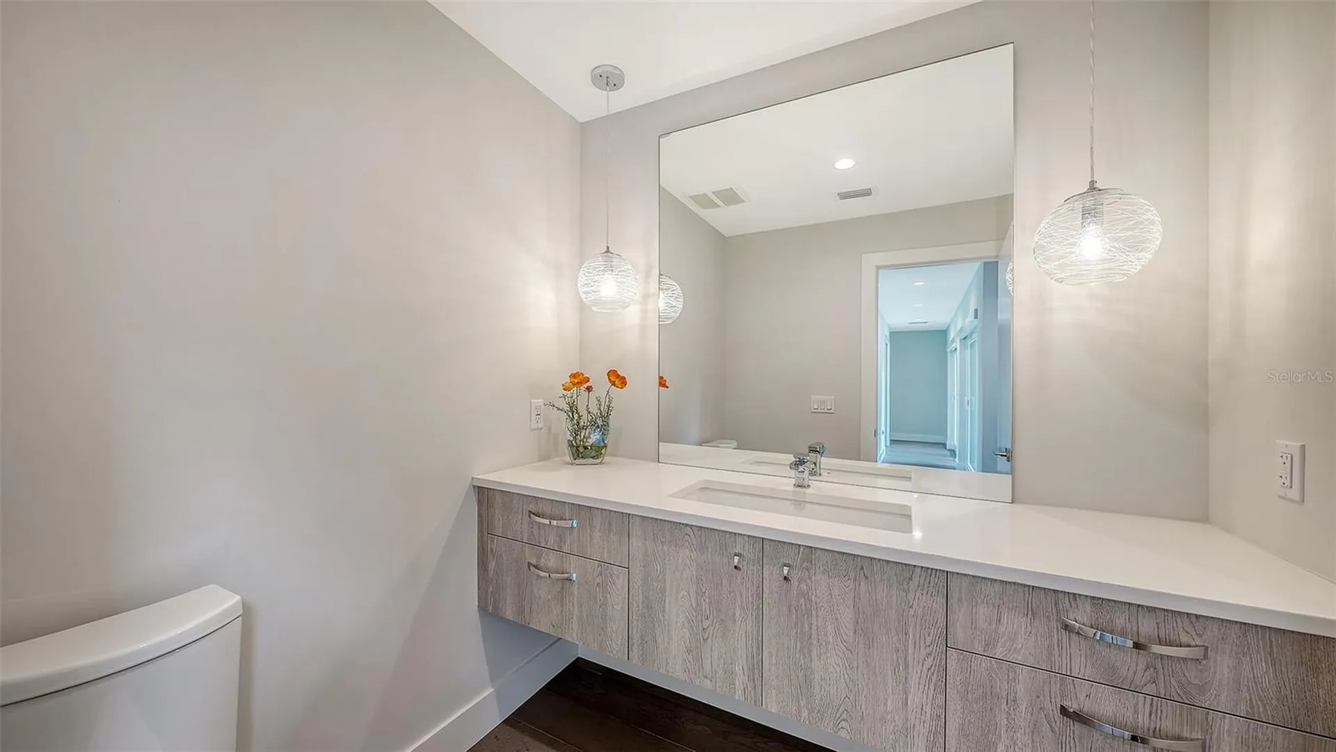 1428 Pine Bay Drive Sarasota FL 34231