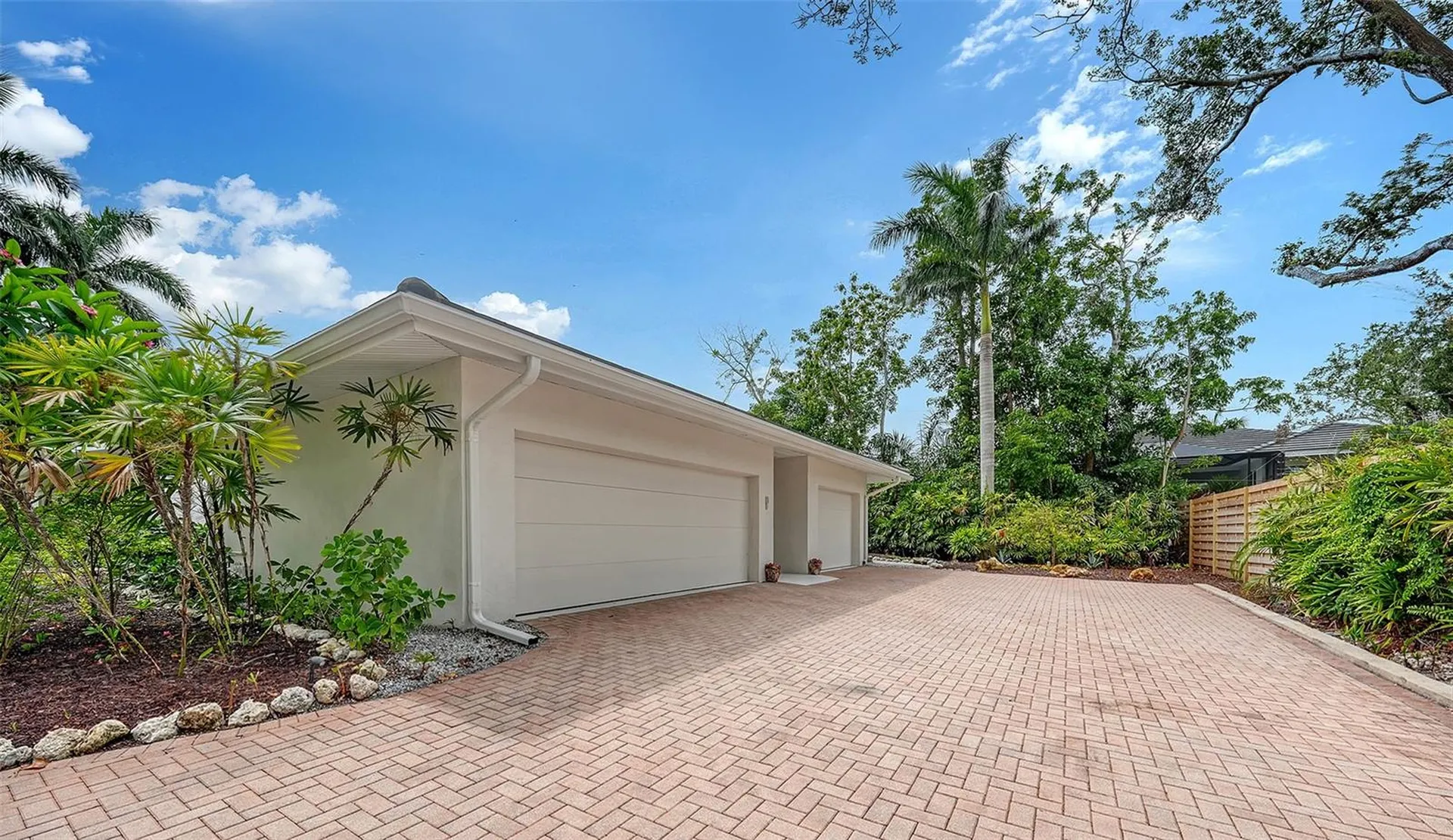 1428 Pine Bay Drive Sarasota FL 34231