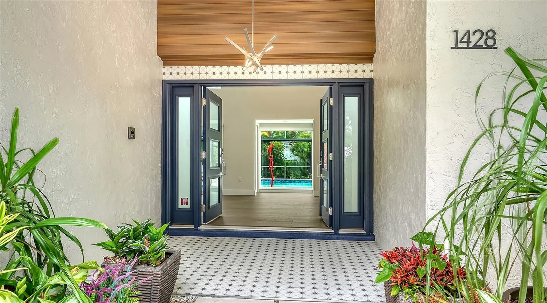 1428 Pine Bay Drive Sarasota FL 34231