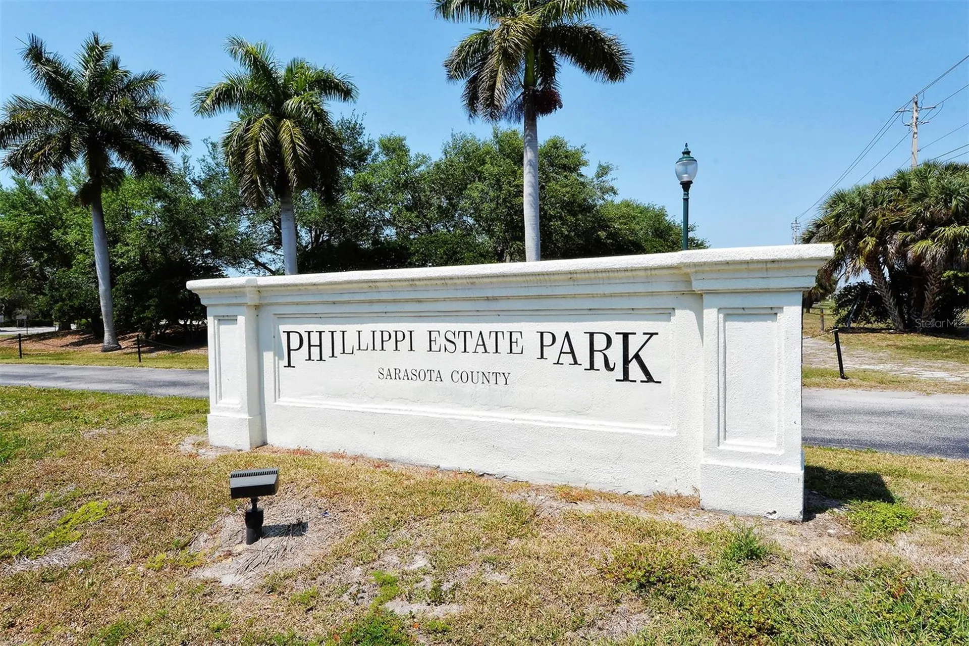 1428 Pine Bay Drive Sarasota FL 34231
