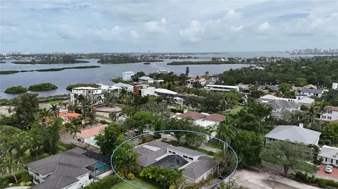 1428 Pine Bay Drive Sarasota FL 34231