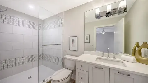 1428 Pine Bay Drive Sarasota FL 34231