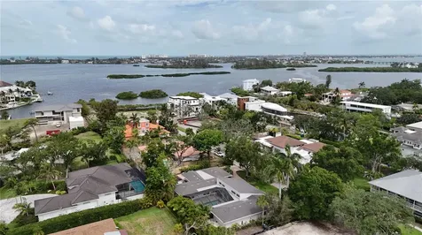 1428 Pine Bay Drive Sarasota FL 34231
