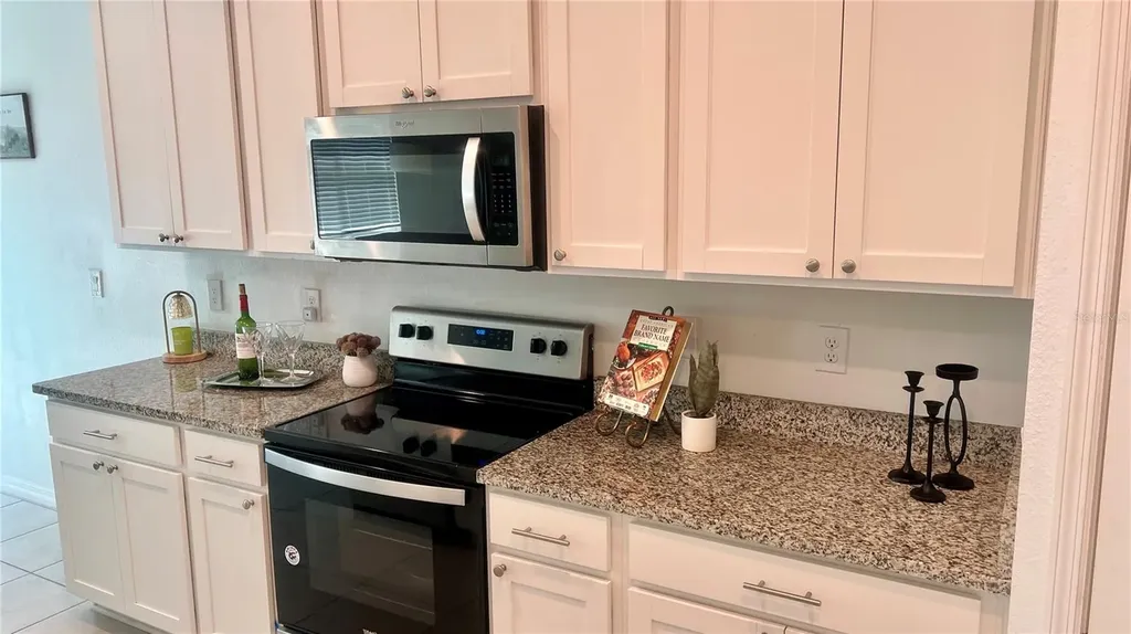 573 Vista Villages Boulevard Davenport FL 33896