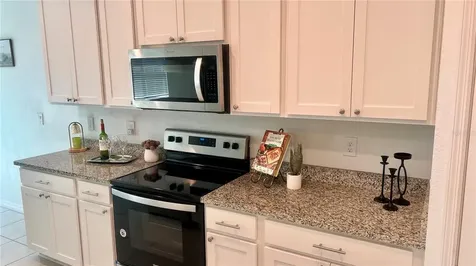 573 Vista Villages Boulevard Davenport FL 33896