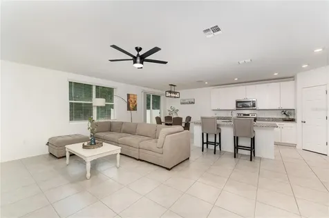 573 Vista Villages Boulevard Davenport FL 33896