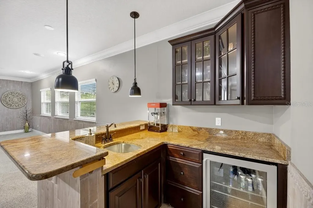 1823 Bella Casa Court Tampa FL 33618