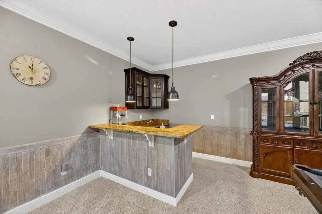 1823 Bella Casa Court Tampa FL 33618